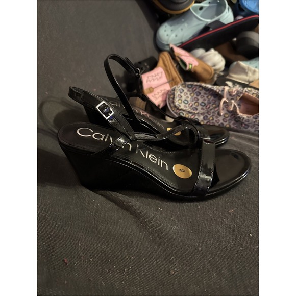 Calvin Klein Women's Belliny Wedge Sandal Black Patent 8 - Picture 2 of 5